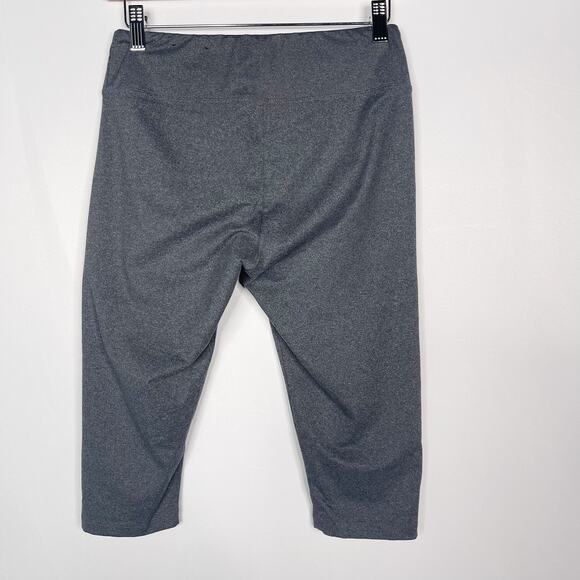 Marika Tech Womens Medium Heather Gray Crop Leggings Cropped Workout Activewear - Picture 2 of 7